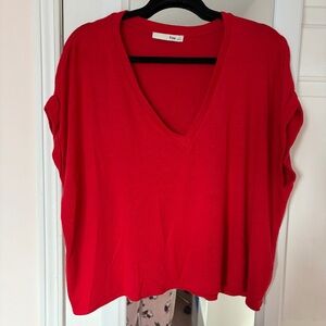 ARITZIA Wilfred Free Bright Red knit V-Neck Tee